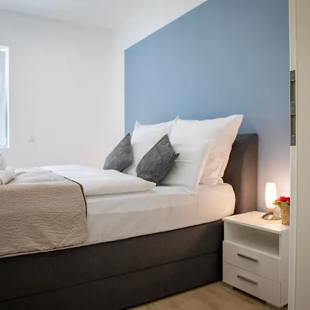 Appartement Hannibal - Design Lavendel 4, Vw Naehe, Parkplatz, Kueche, Highspeed-wlan, Fitness, Solarium Wolfsburg